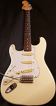 Fender Stratocaster1972 Reissue Japan lefty